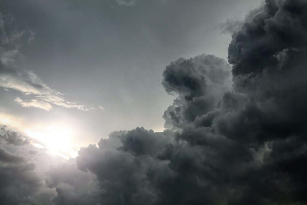 Weather experts warn of dry&nbsp;spells